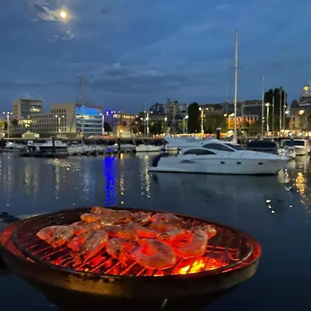 Botel Don Maximo Yacht *