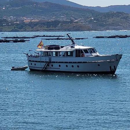 Hotel na wodzie Don Maximo Yacht *
