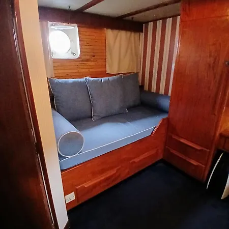 Don Maximo Yacht 比戈