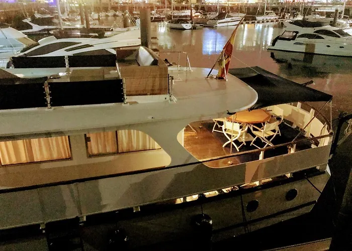 Don Maximo Yacht