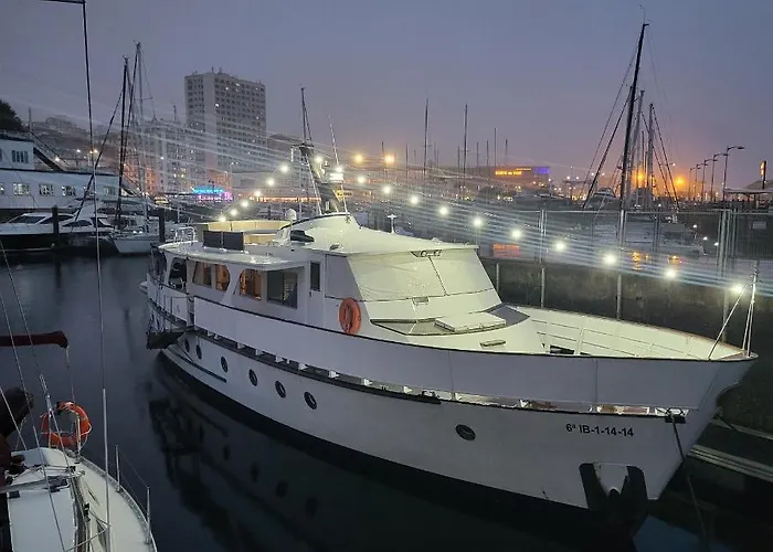 Don Maximo Yacht