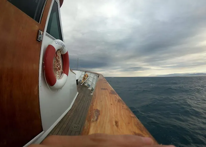 Don Maximo Yacht Πλωτό κατάλυμα *