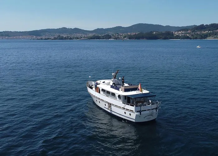 Don Maximo Yacht Πλωτό κατάλυμα